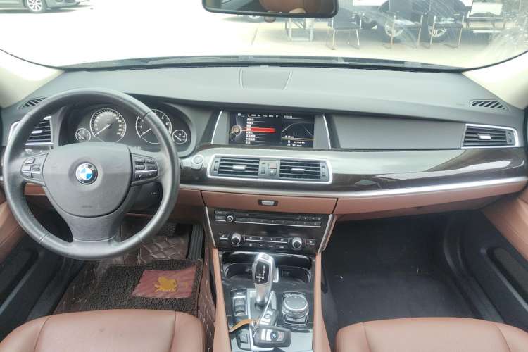 Used BMW 5 Series GT 2014 528i Leading Model