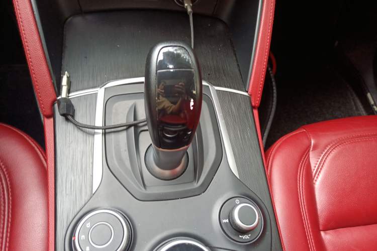 Used Alfa Romeo Stelvio 2017 2.0T 200HP Luxury Edition