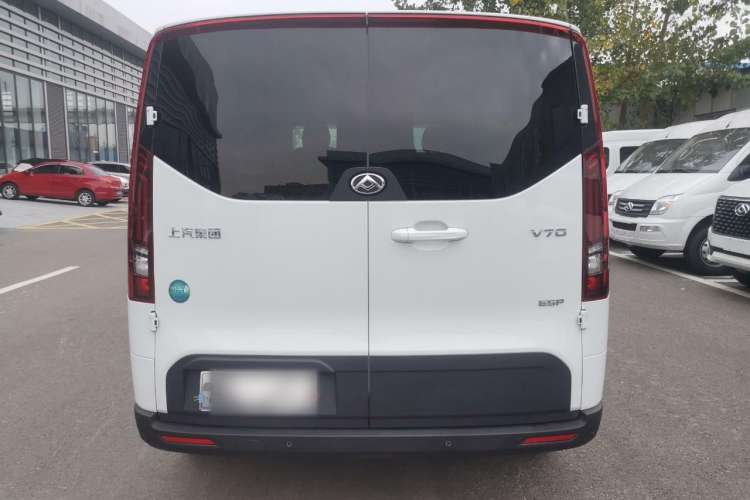 Used SAIC MAXUS V70 Xintu 2023 2.0T Diesel Manual Elite Edition 5/6 Seats 93 kW