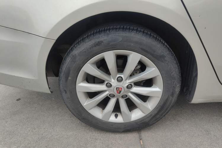 Used Roewe i6 New Energy 2017 45T Hybrid Connect & Smart Enjoyment Edition