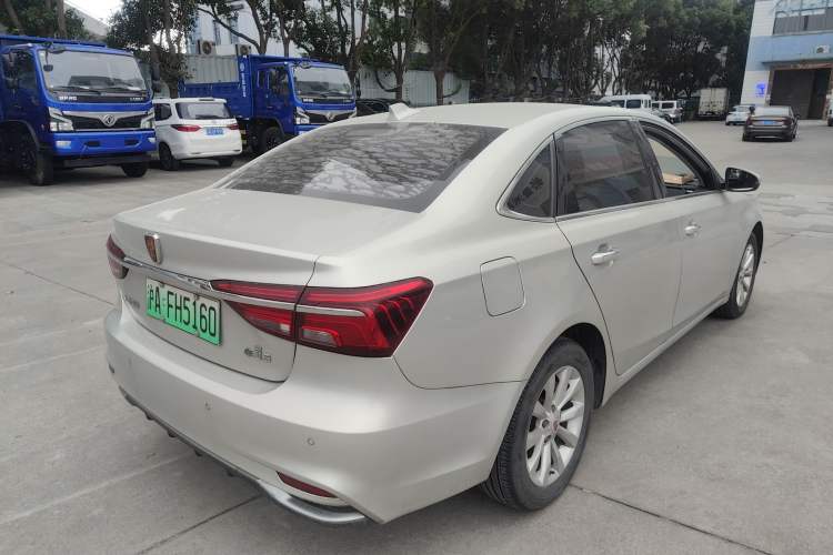 Used Roewe i6 New Energy 2017 45T Hybrid Connect & Smart Enjoyment Edition