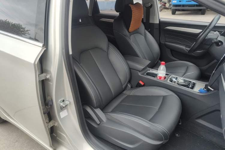 Used Roewe i6 New Energy 2017 45T Hybrid Connect & Smart Enjoyment Edition