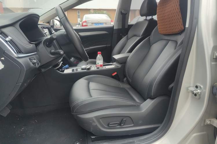 Used Roewe i6 New Energy 2017 45T Hybrid Connect & Smart Enjoyment Edition