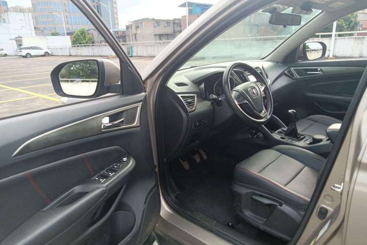 Used Changan CS75 2014 2.0L Manual Luxury Version China IV Standard
