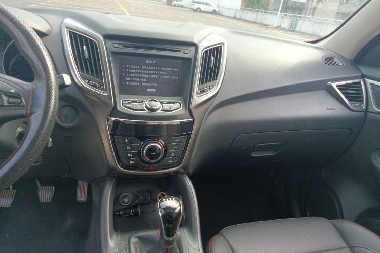 Used Changan CS75 2014 2.0L Manual Luxury Version China IV Standard
