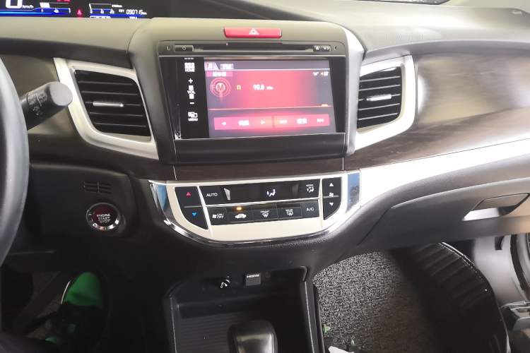 Used Honda Jade 2014 1.8L CVT Luxury Prestige Edition 5 Seats