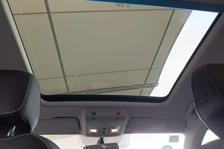 Used Skoda Karoq 2020 TSI280 Luxury Smart Edition China VI Standard
