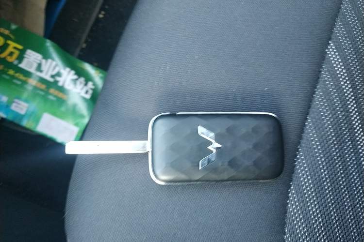 Used Wuling Alvez 2022 1.5L Manual Free-Style Model