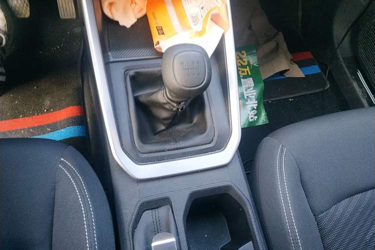 Used Wuling Alvez 2022 1.5L Manual Free-Style Model