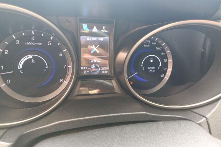 Used Changan CS75 2014 2.0L Manual Luxury Version China IV Standard
