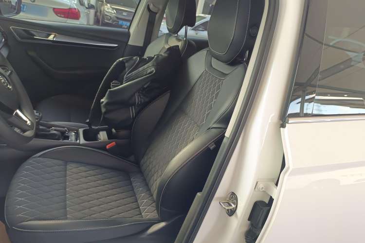 Used Skoda Karoq 2020 TSI280 Luxury Smart Edition China VI Standard
