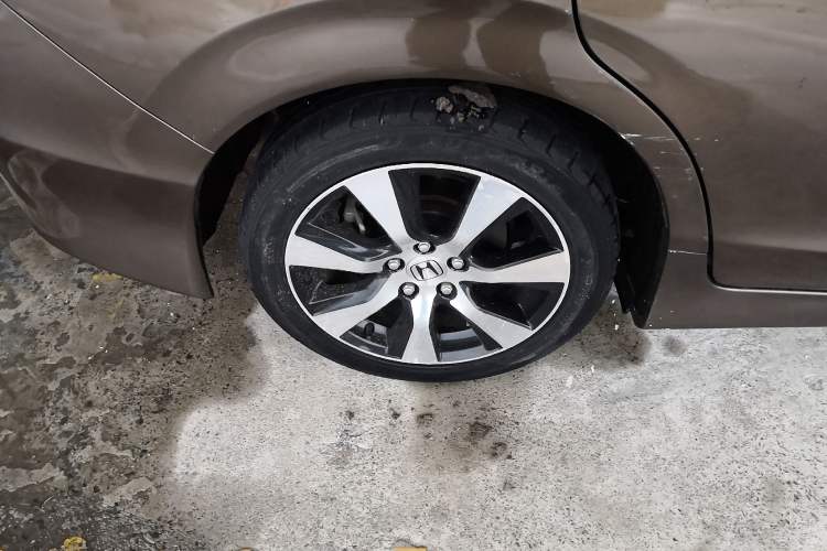 Used Honda Jade 2014 1.8L CVT Luxury Prestige Edition 5 Seats