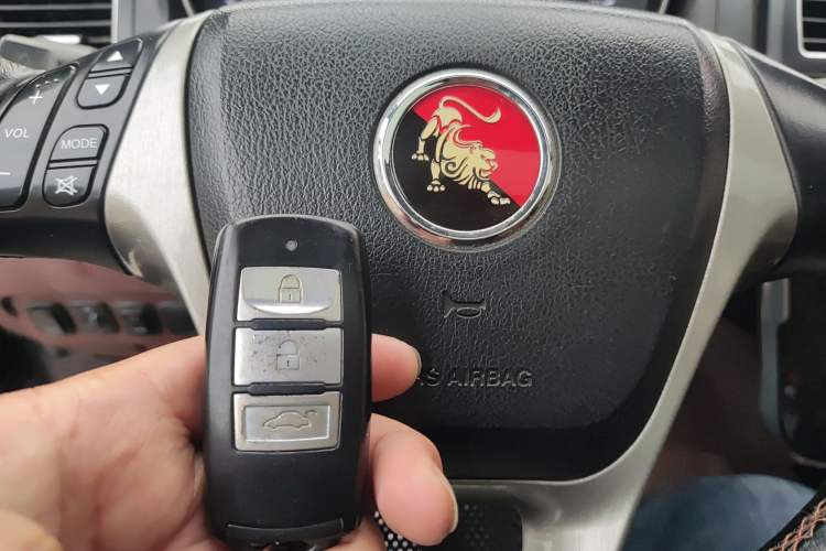 Used FORTHING Joyear X5 2016 1.6L Manual Luxury Model