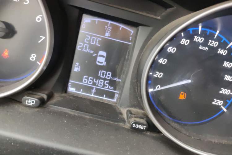 Used FORTHING Joyear X5 2016 1.6L Manual Luxury Model