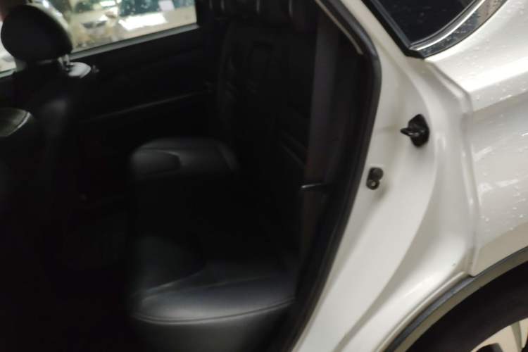 Used Luxgen U6 SUV 2017 Revised 1.8T ZhiZun Version
