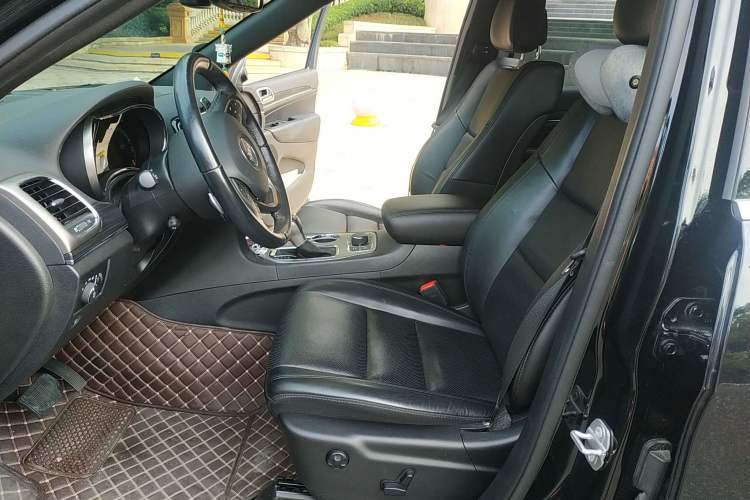 Used Jeep Grand Cherokee 2020 3.0L Elite Navigation Edition
