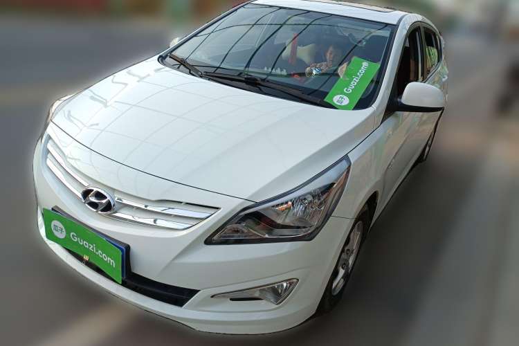 Used Hyundai Verna Ray 2016 1.4L Automatic Leading-Edge GLX