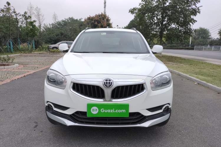 Used Brilliance V5 2014 1.5T Manual Two-Wheel Drive Luxury Model