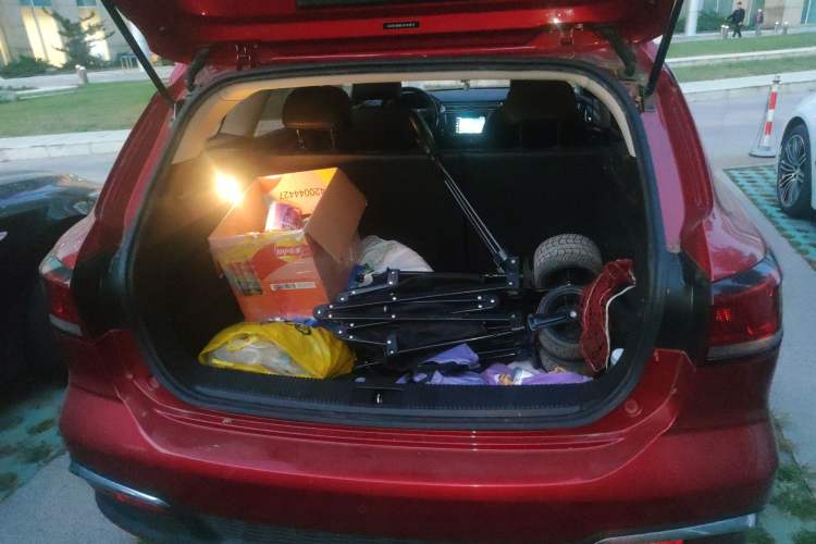 Used Roewe Ei5 2018 Internet Luxury Edition Trunk