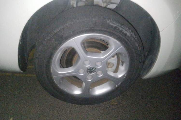 Used Venucia Leaf 2014 Navigation Version 6.6 KW