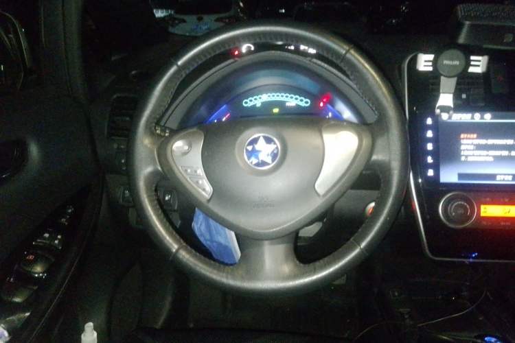 Used Venucia Leaf 2014 Navigation Version 6.6 KW