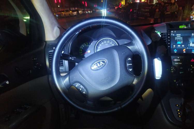 Used Kia VQ 2011 2.7 Comfort Edition
