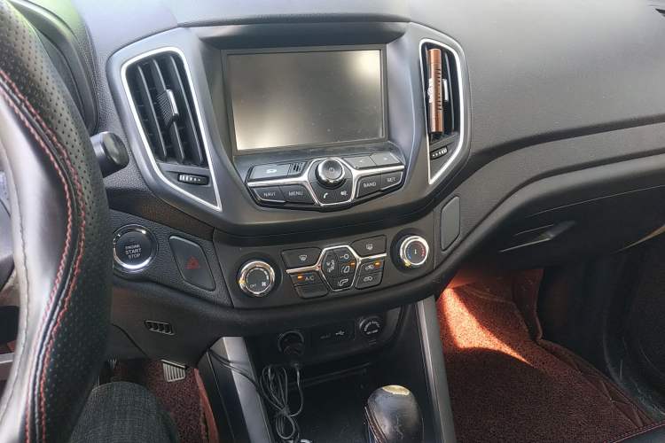 Used Chery Tiggo 5 2015 2.0L CVT Jiayue Edition
