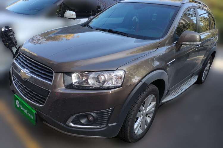 Used Chevrolet Captiva 2017 2.4L 4x4 Flagship Edition 7-Seater