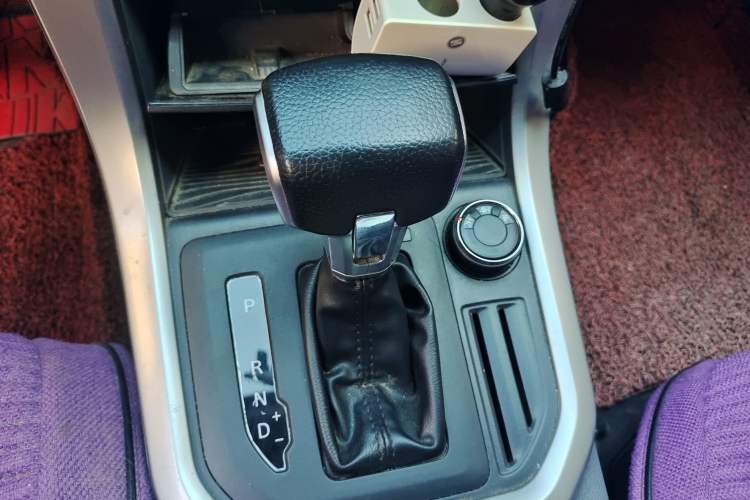 Used SAIC MAXUS T70 2020 2.0T Diesel Automatic 4x4 Comfort Edition with Long Bed and High Ground Clearance
