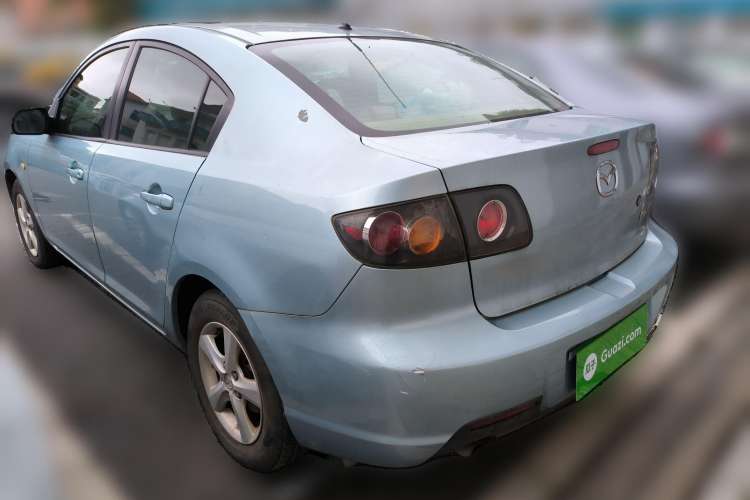 Used Mazda Mazda 3 2010 1.6L Manual Classic Stylish Version
