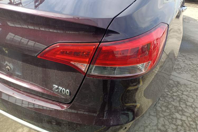 Used Zotye Z700 2016 1.8T DCT Elegant Version Right Rear Taillight
