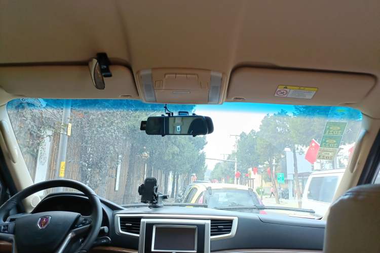 Used Jinbei Grace 2018 2.4L Manual Standard Version Long Wheelbase 10-Seater – 2TZS
