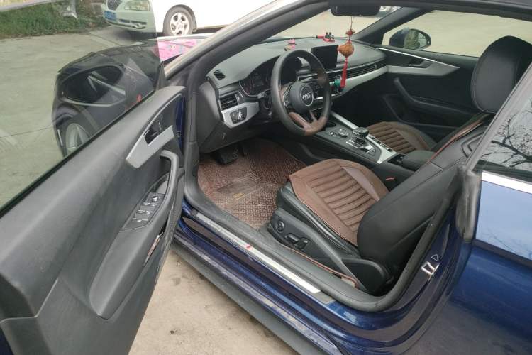 Used Audi A5 2017 Cabriolet 40 TFSI Fashion Model
