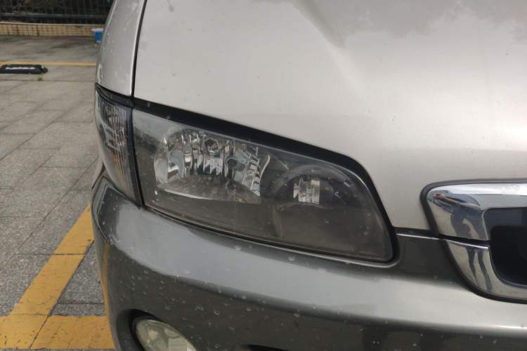 Used JAC Refine 2015 2.0L Shuttle Gasoline Long-Wheelbase Comfort Version HFC4GA3-3D
