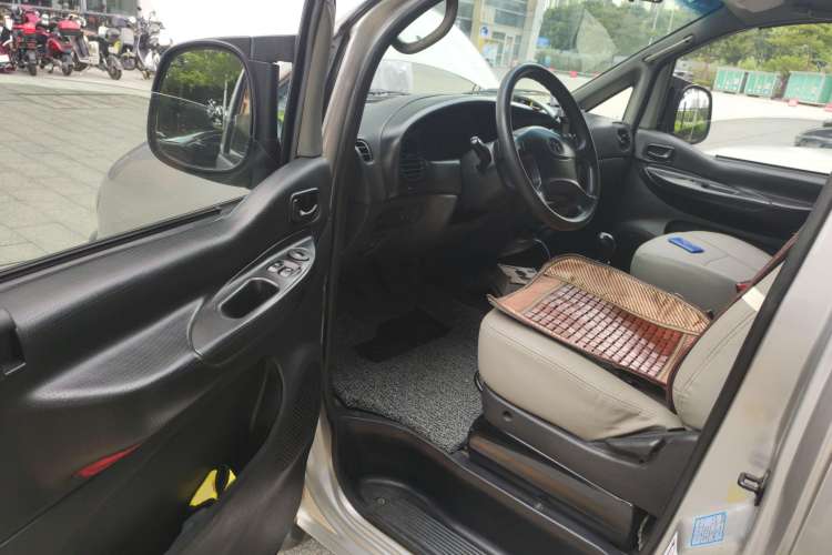 Used JAC Refine 2015 2.0L Shuttle Gasoline Long-Wheelbase Comfort Version HFC4GA3-3D
