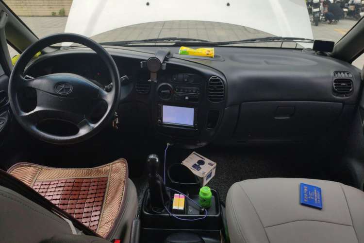 Used JAC Refine 2015 2.0L Shuttle Gasoline Long-Wheelbase Comfort Version HFC4GA3-3D
