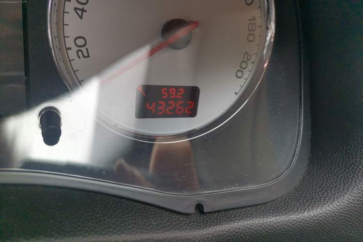 Used Peugeot 307 2010 Hatchback 1.6L Automatic Comfort Edition