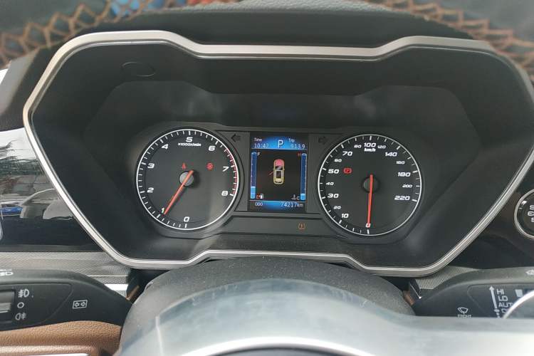 Used Zotye T800 2018 2.0T Automatic Luxury Connected 7-Seater