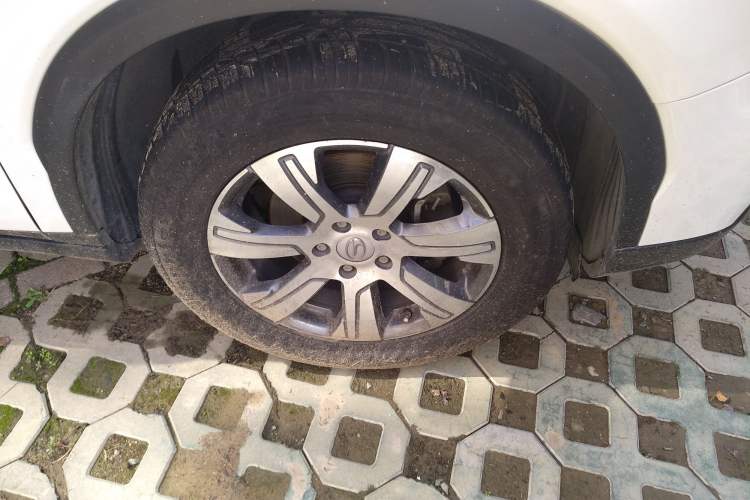 Used GAC Trumpchi GS7 2017 320T Two-Wheel-Drive Luxury Smart Connectivity Model
