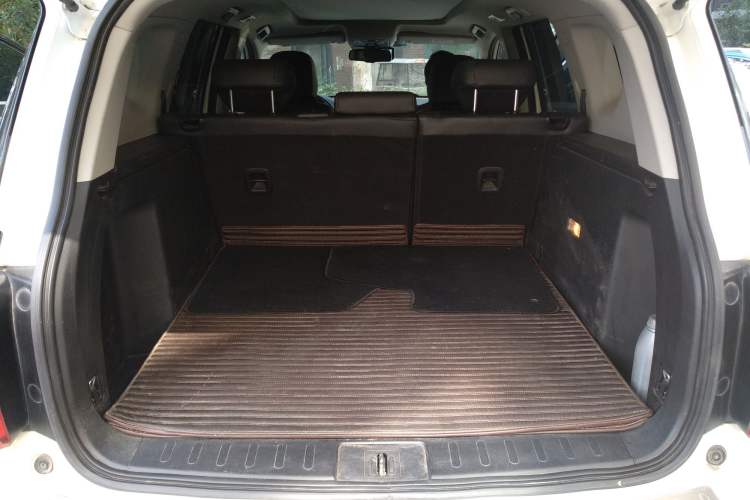 Used GAC Trumpchi GS7 2017 320T Two-Wheel-Drive Luxury Smart Connectivity Model
