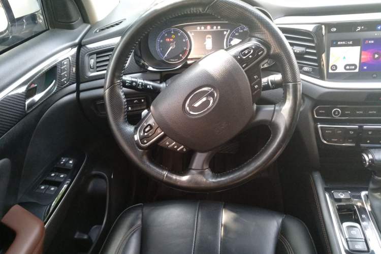 Used GAC Trumpchi GS7 2017 320T Two-Wheel-Drive Luxury Smart Connectivity Model
