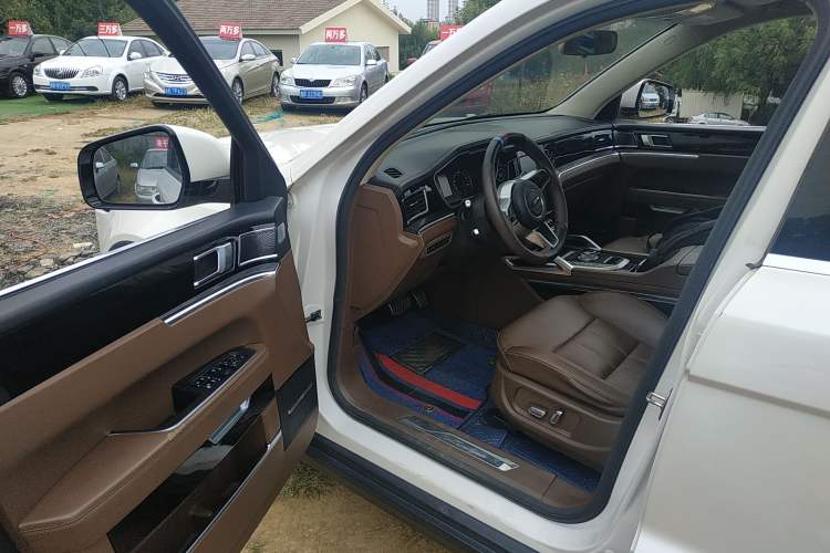 Used Zotye T800 2018 2.0T Automatic Luxury Connected 7-Seater