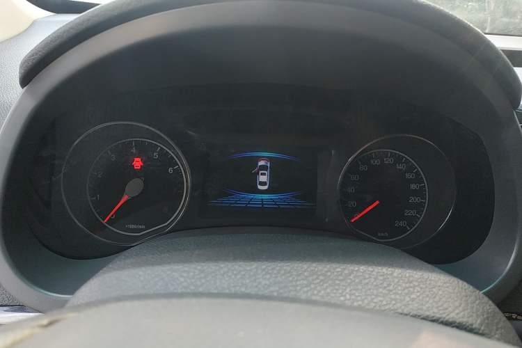 Used BYD Surui 2015 Revised Version 1.5L Manual Luxury Edition