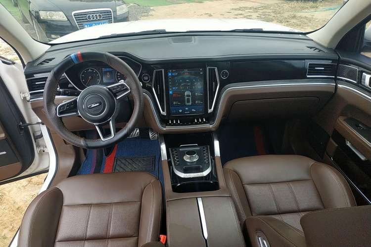 Used Zotye T800 2018 2.0T Automatic Luxury Connected 7-Seater