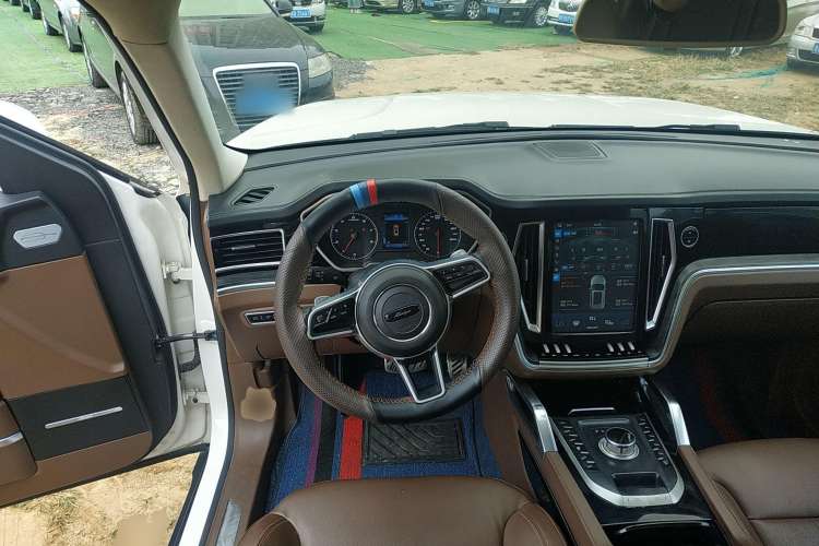 Used Zotye T800 2018 2.0T Automatic Luxury Connected 7-Seater