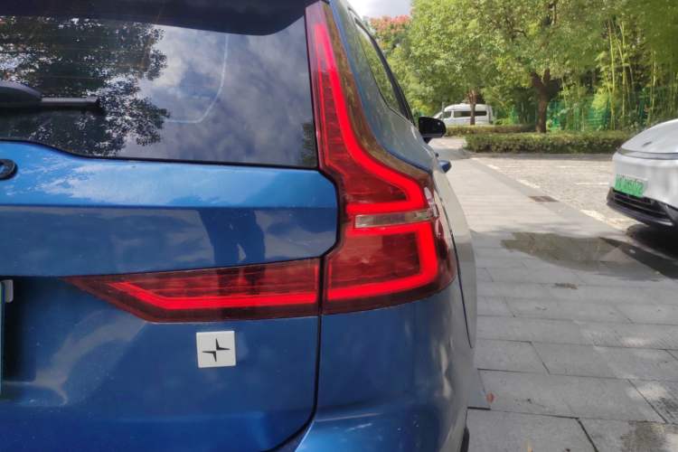 Used Volvo V60 2020 T5 Zhiyuan Sport Edition
