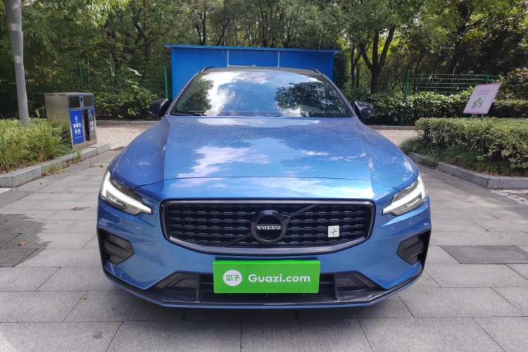 Used Volvo V60 2020 T5 Zhiyuan Sport Edition
