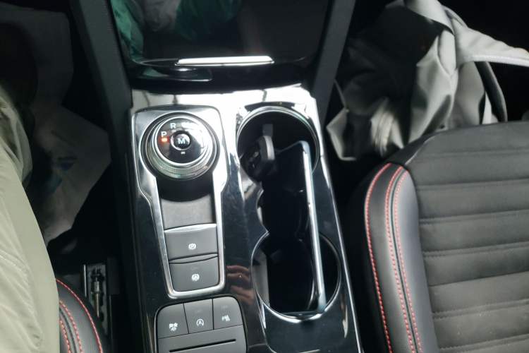 Used Ford Escape 2020 EcoBoost 245 Four-Wheel Drive ST-LINE Deluxe Edition