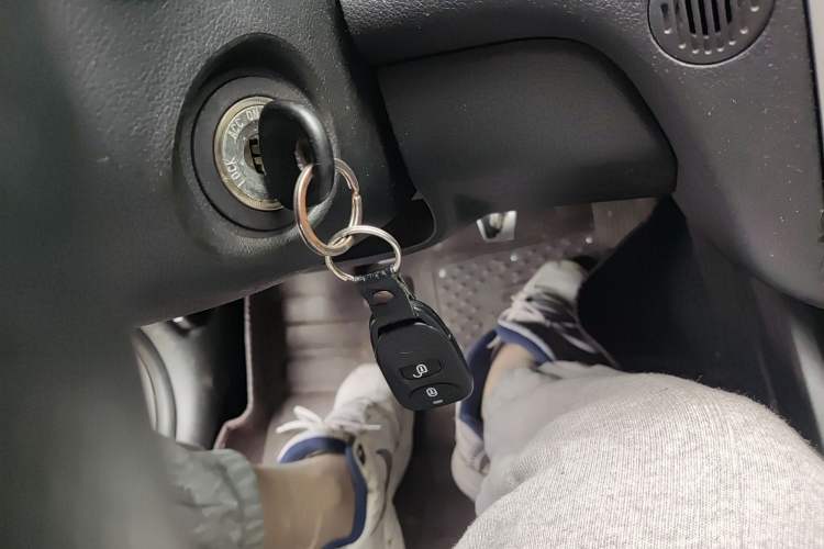 Used Kia Forte 2011 1.6L MT GLS