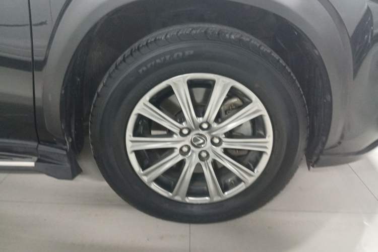 Used Lexus NX 2018 300h Front-Wheel-Drive FENGSHANG Version China V Emission Standard